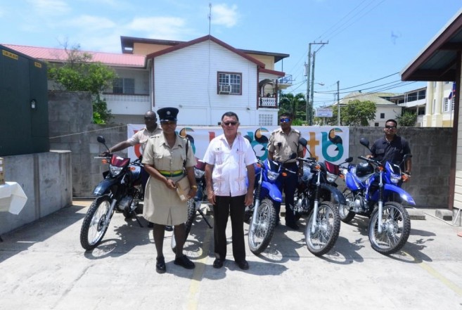 34 Heredia donates to Tourism Police