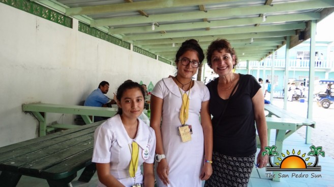 Judy Mitnick with two students who got tested for prediabetes