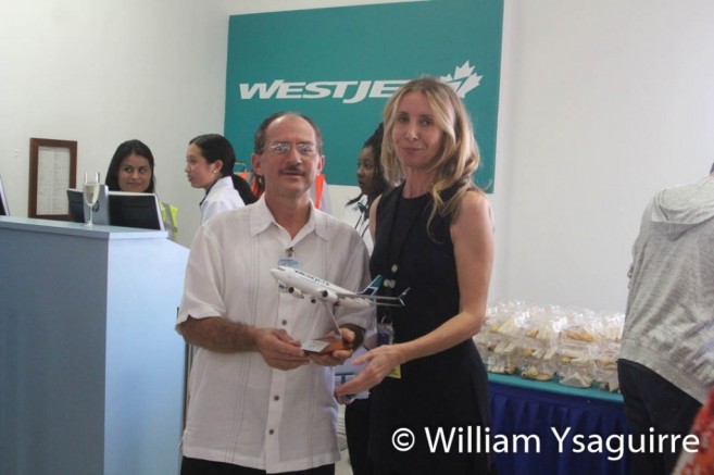 westjet-lands-in-belize-7