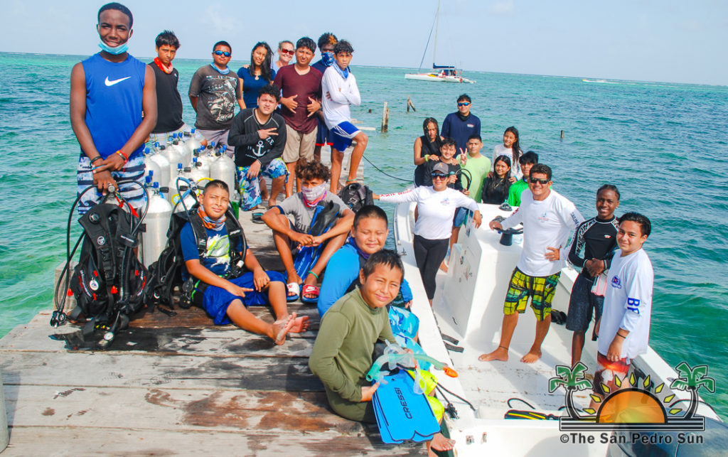 Xsite Belize Sailing & Adventures to certify 28 kids via scuba diving