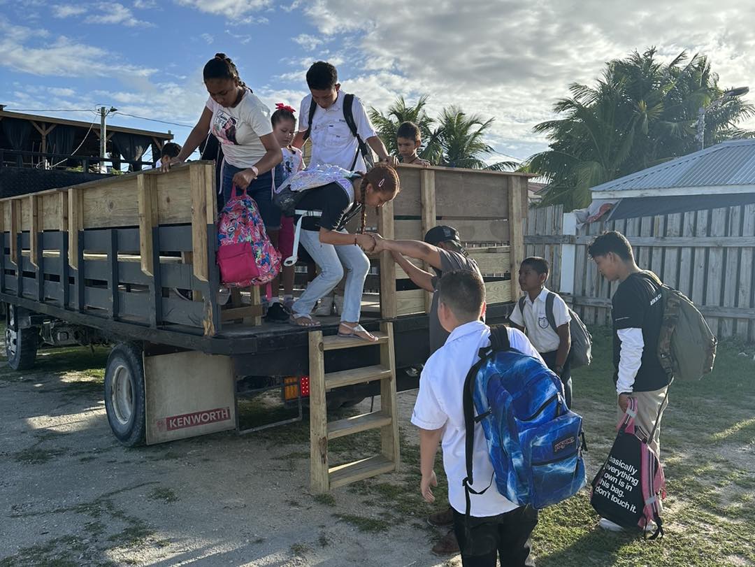05 North Ambergris Caye students assisted with transportation (2)