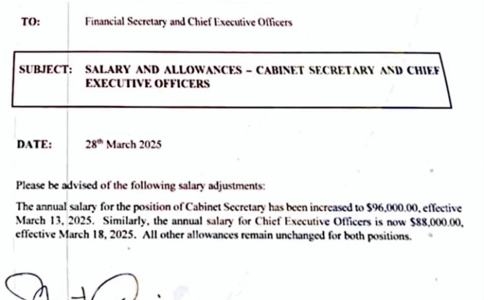 Unions threaten a strike in response to salary increases for CEOs and Cabinet Secretary