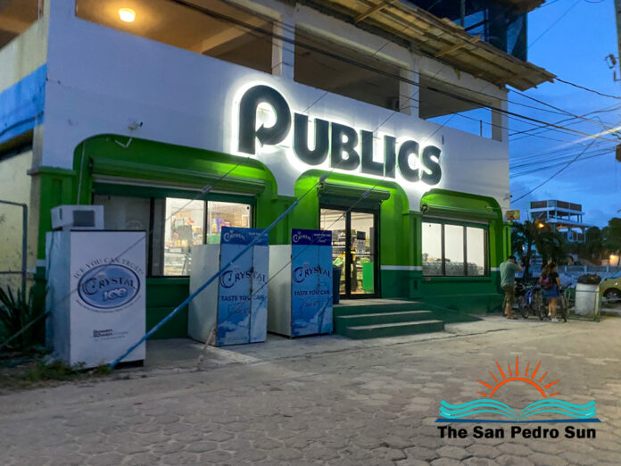 Two Minors Charged for Attempted Robbery at Publics Supermarket in San Pedro