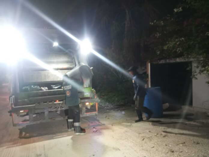 Residents Reminded to Properly Bag Garbage and Drain Waterlogged Bins (7)