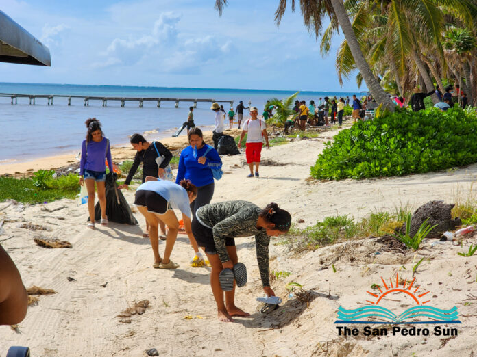 Strong Turnout for North San Pedro Cleanup-06